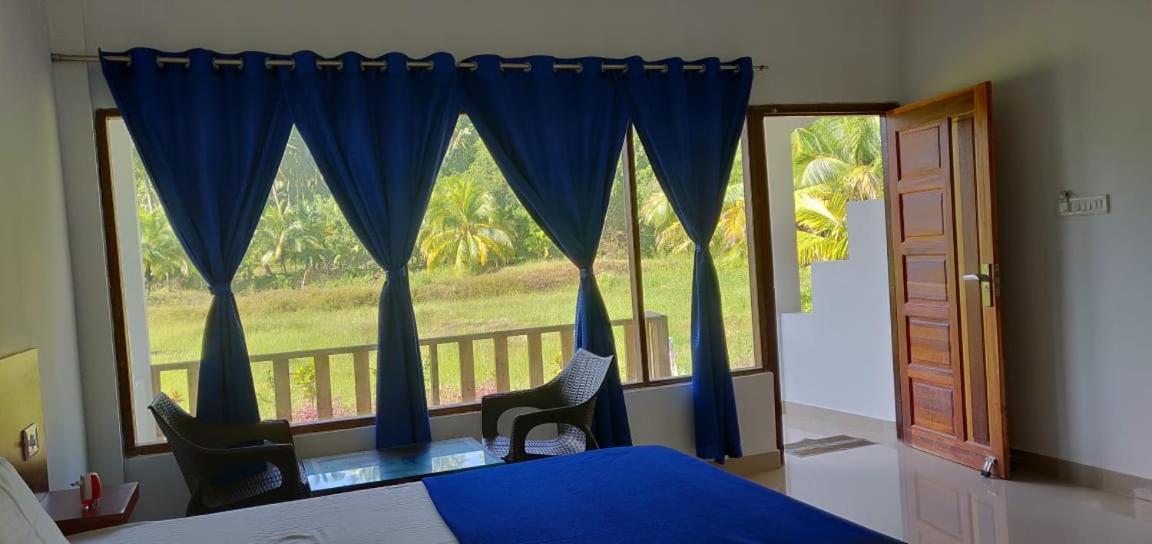Hotel Exotica Squares Lakshmanpur Экстерьер фото