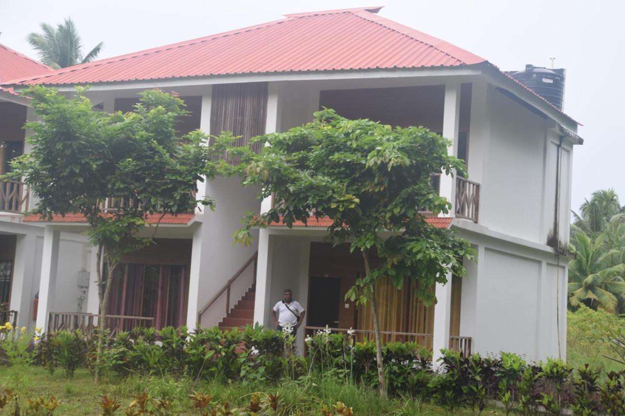 Hotel Exotica Squares Lakshmanpur Экстерьер фото