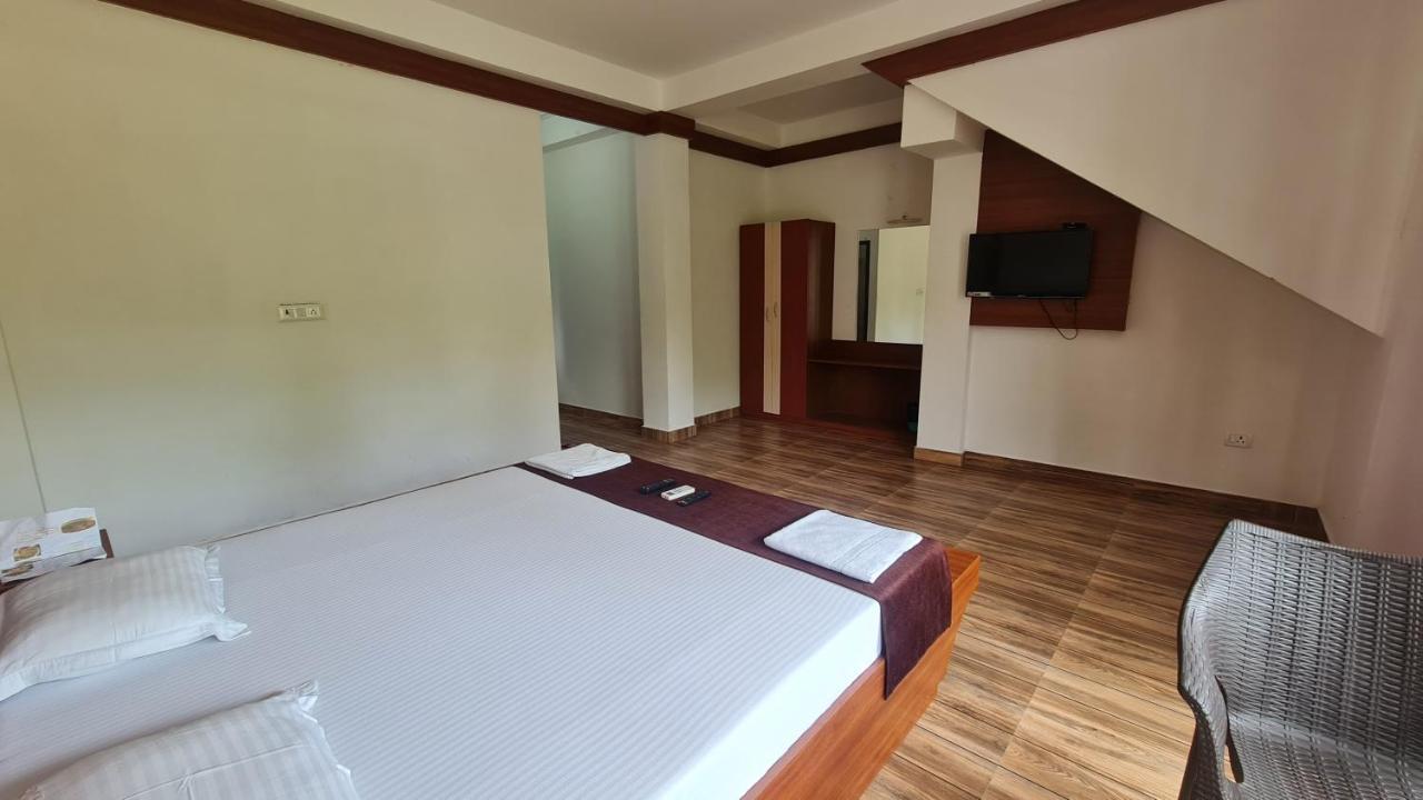 Hotel Exotica Squares Lakshmanpur Экстерьер фото