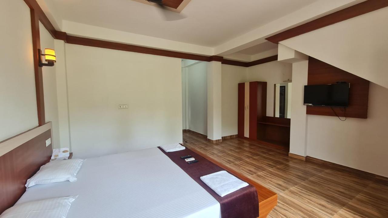 Hotel Exotica Squares Lakshmanpur Экстерьер фото