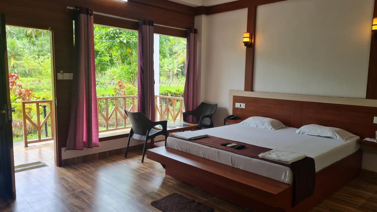 Hotel Exotica Squares Lakshmanpur Экстерьер фото