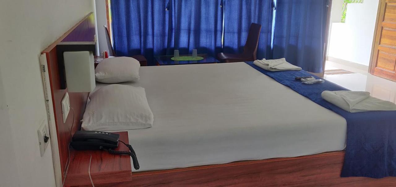Hotel Exotica Squares Lakshmanpur Экстерьер фото