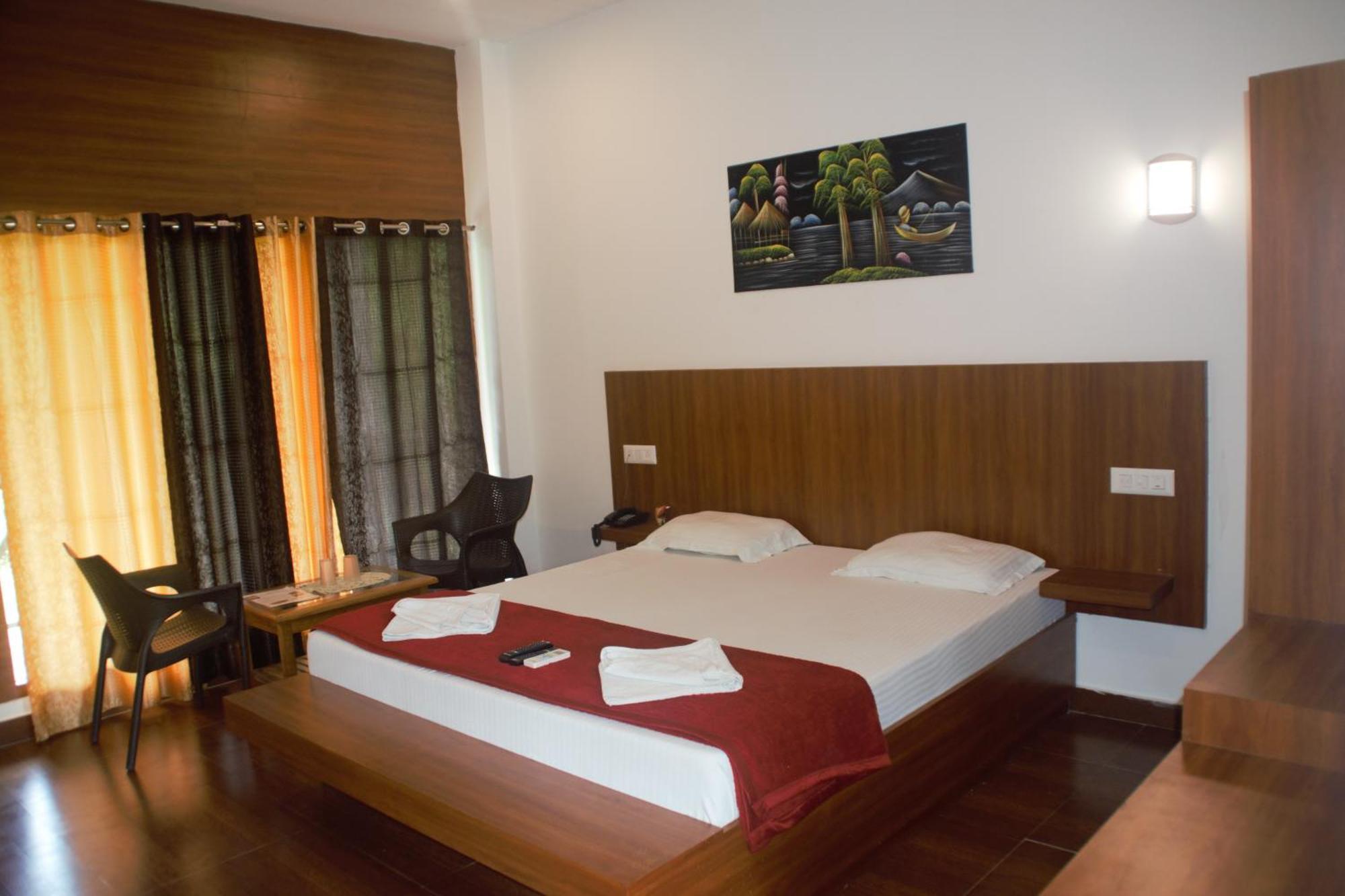 Hotel Exotica Squares Lakshmanpur Экстерьер фото