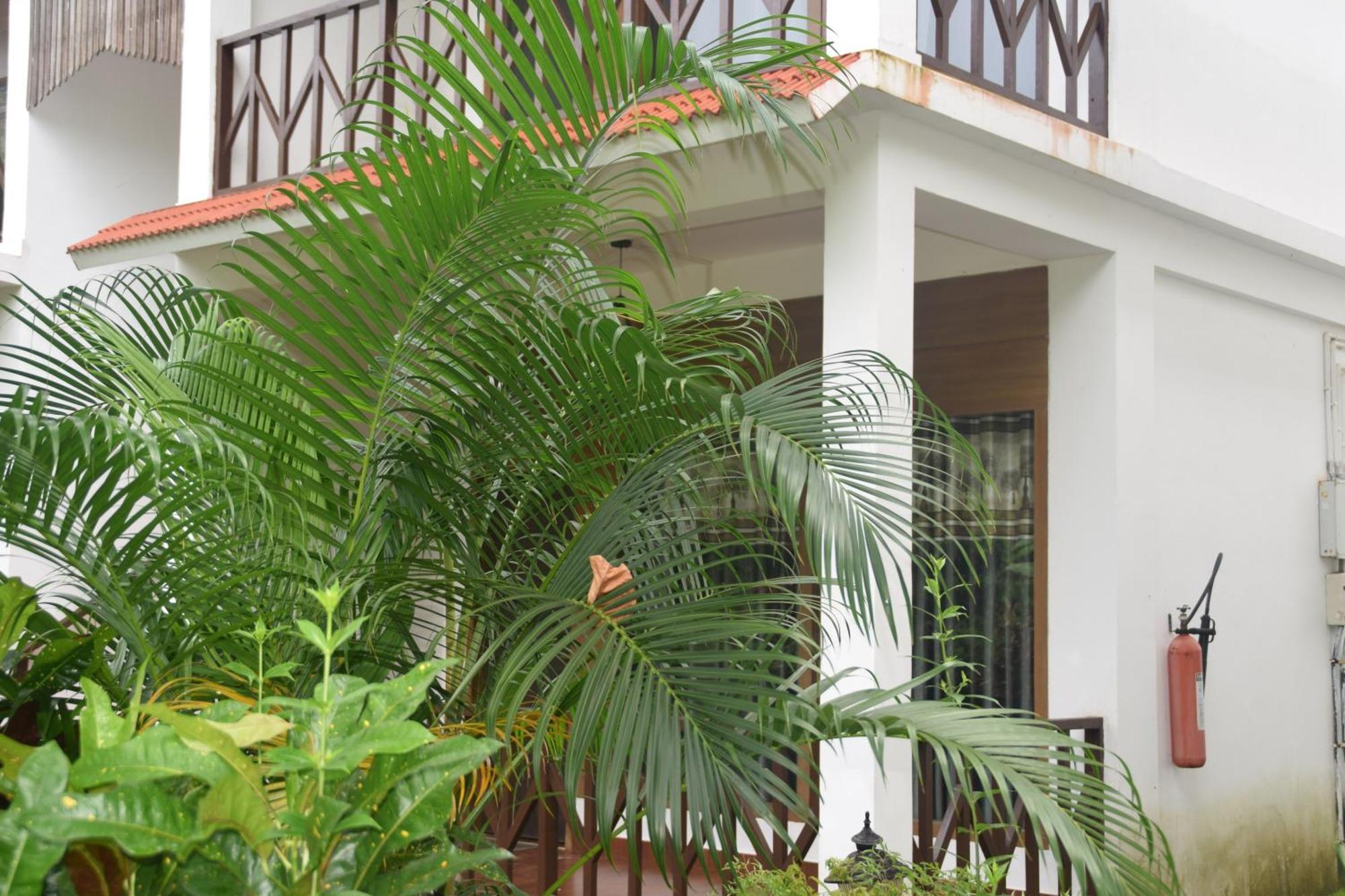 Hotel Exotica Squares Lakshmanpur Экстерьер фото