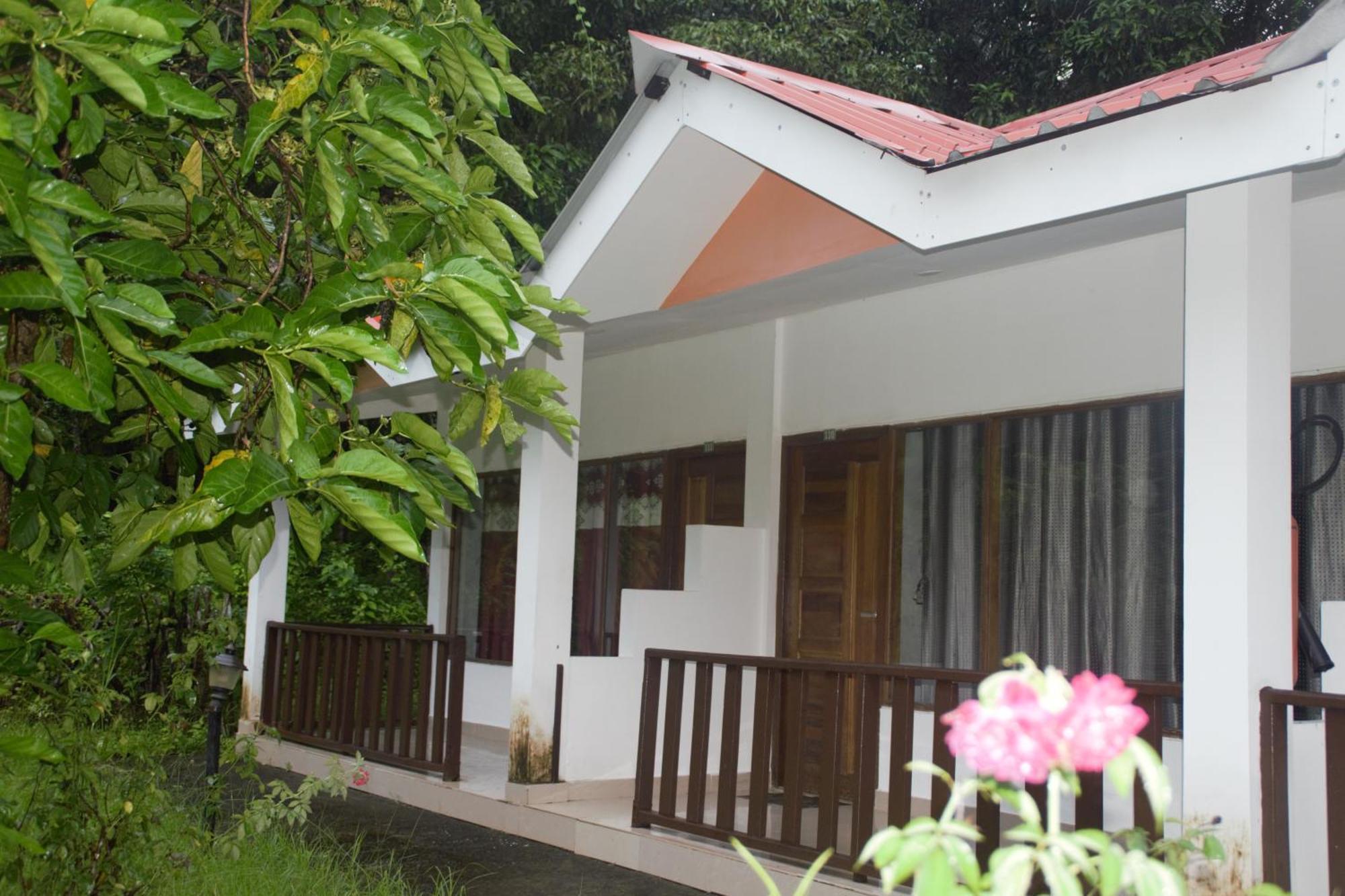 Hotel Exotica Squares Lakshmanpur Экстерьер фото