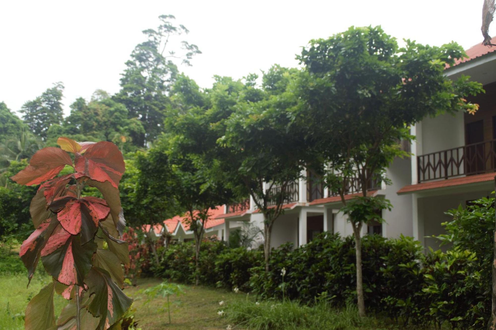Hotel Exotica Squares Lakshmanpur Экстерьер фото