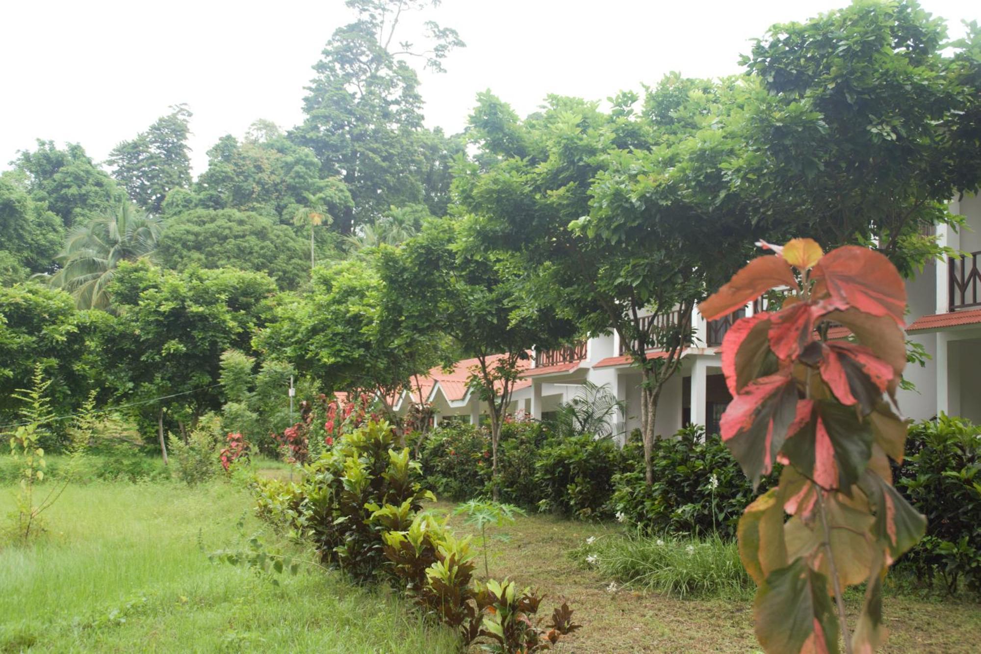 Hotel Exotica Squares Lakshmanpur Экстерьер фото